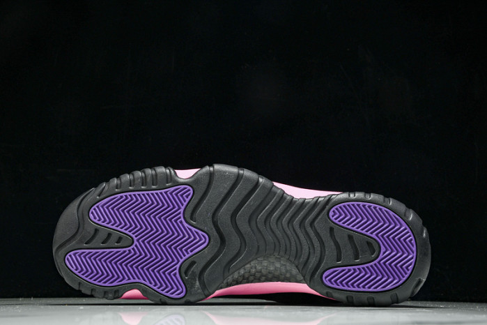 Air Jordan 11 pink and black CT8012-401