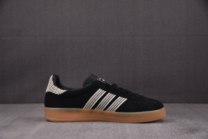 adidas Gazelle Indoor Core Black Wonder White JI2755