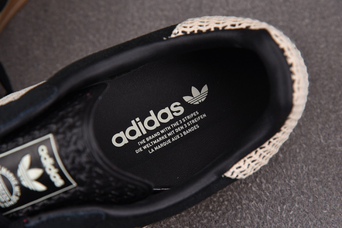 adidas Gazelle Indoor Core Black Wonder White JI2755