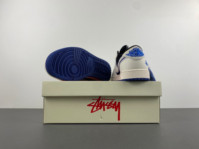 Fragment x Travis Scott x Supreme Air Jordan 1 Low SJ2068-127