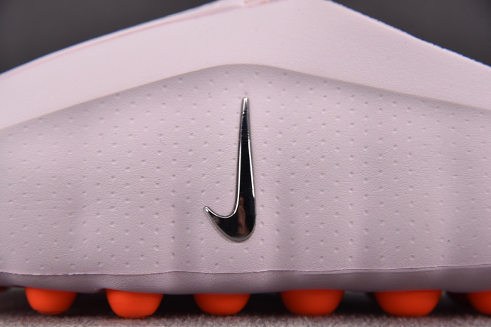 Nike Mind 001 