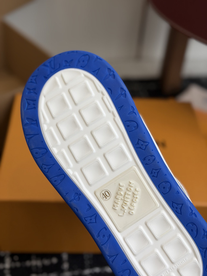 LVT Tilted Sneaker COPSHOE L&V-TI21