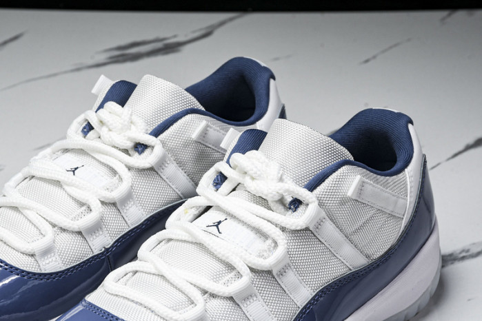 air jordan 11 low "midnight navy/diffused blue" fv5104-104