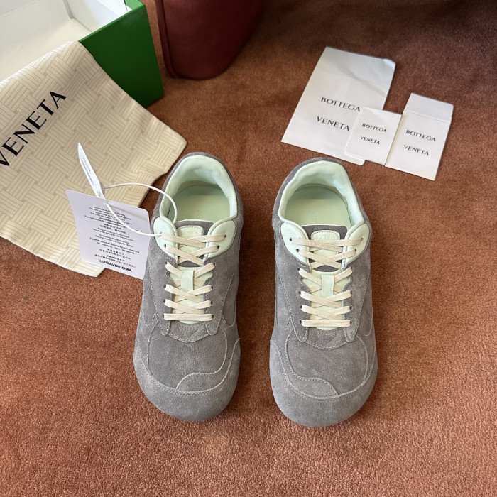 B0tt*ga Ven*ta SNEAKER COPSHPE BV-105