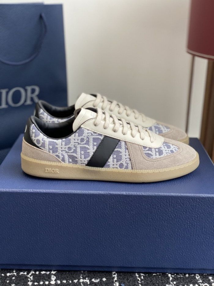 D1R* 25Pre-Fall Berlin 01 SNEAKER DR-PF03