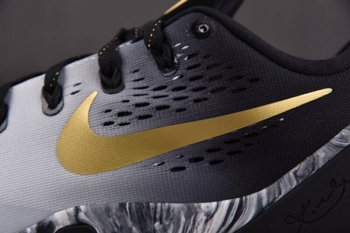 Kobe 9 EM Low Protro Mambacita- FZ7333-002