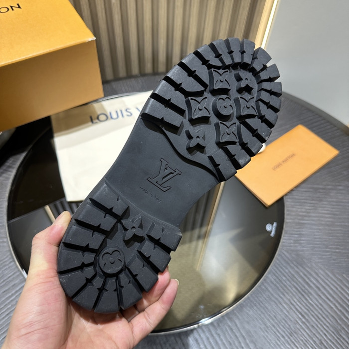LVT BOOT COPSHOE L&V-BT14