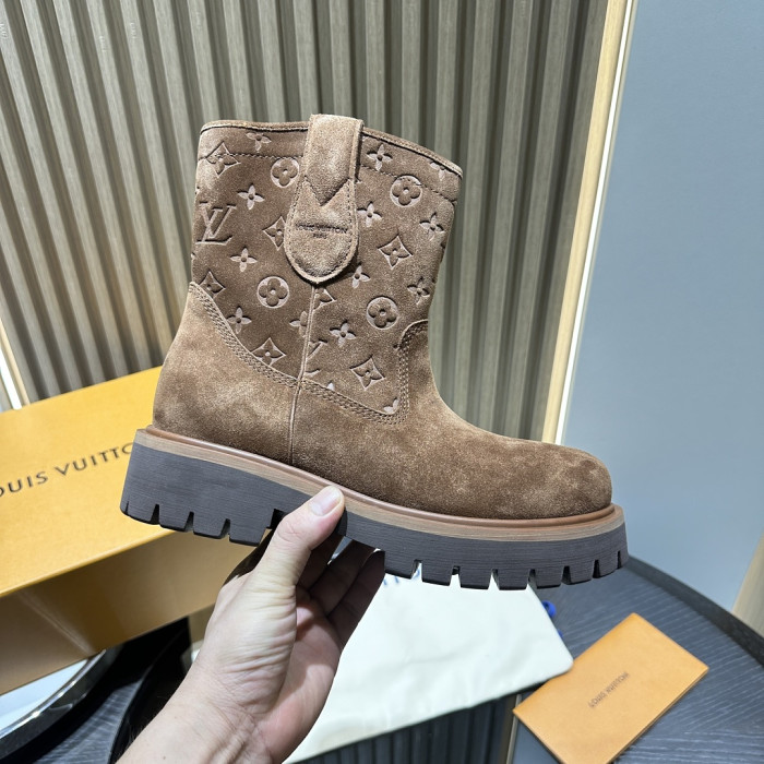 LVT BOOT COPSHOE L&V-BT15