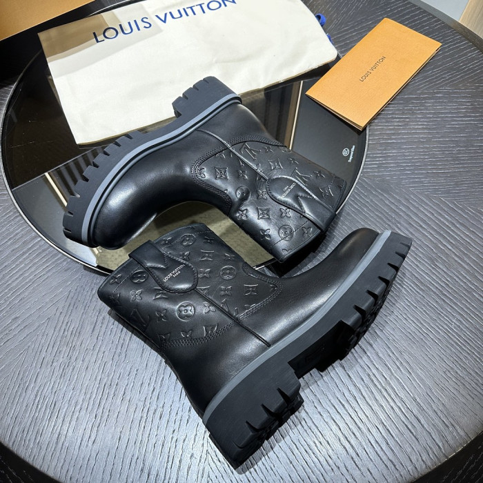 LVT BOOT COPSHOE L&V-BT17