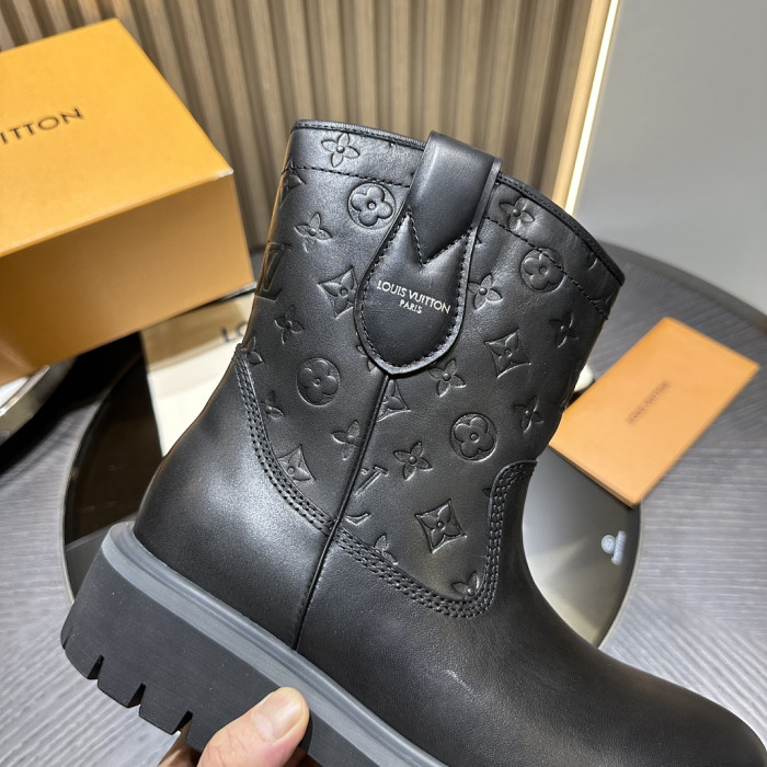 LVT BOOT COPSHOE L&V-BT17
