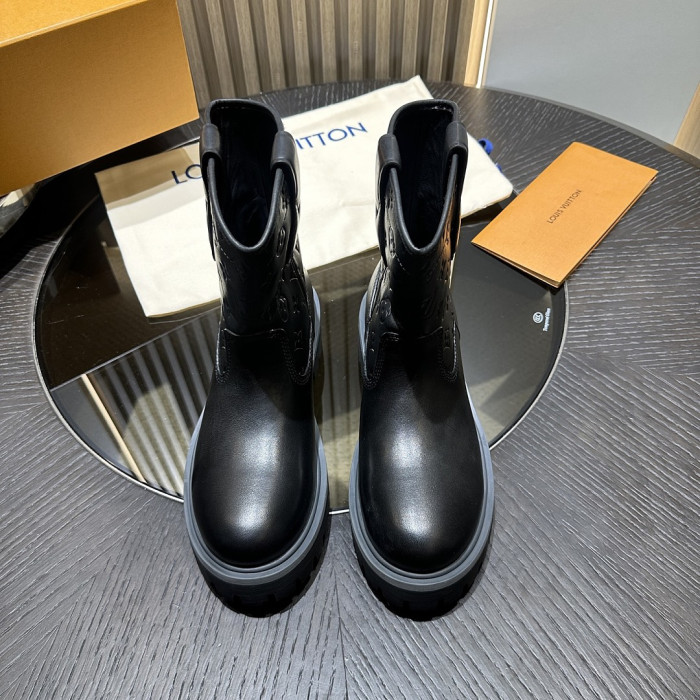 LVT BOOT COPSHOE L&V-BT17