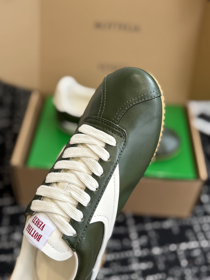 B0tt*ga Ven*ta SNEAKER COPSHPE BV-110