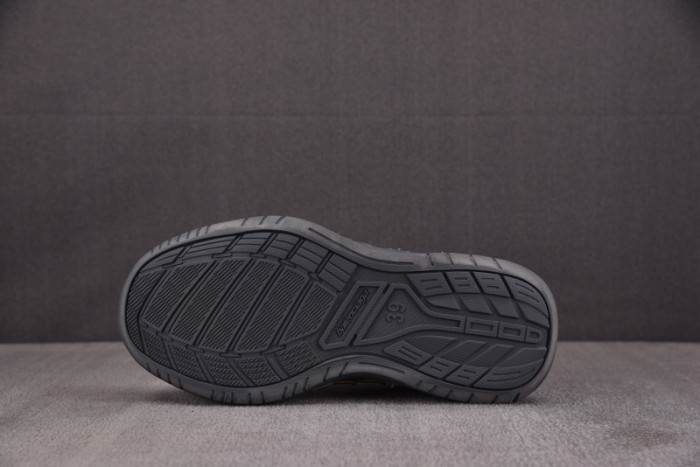 BL Hamptons Worn-Out -COPSHOE BL - WO 02