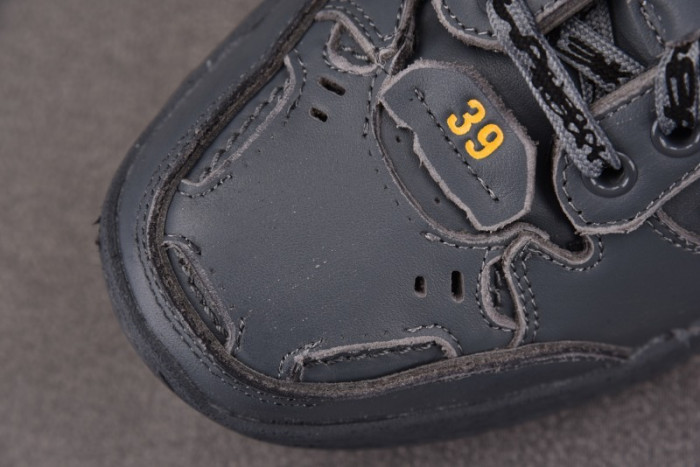 BL Hamptons Worn-Out -COPSHOE BL - WO 02