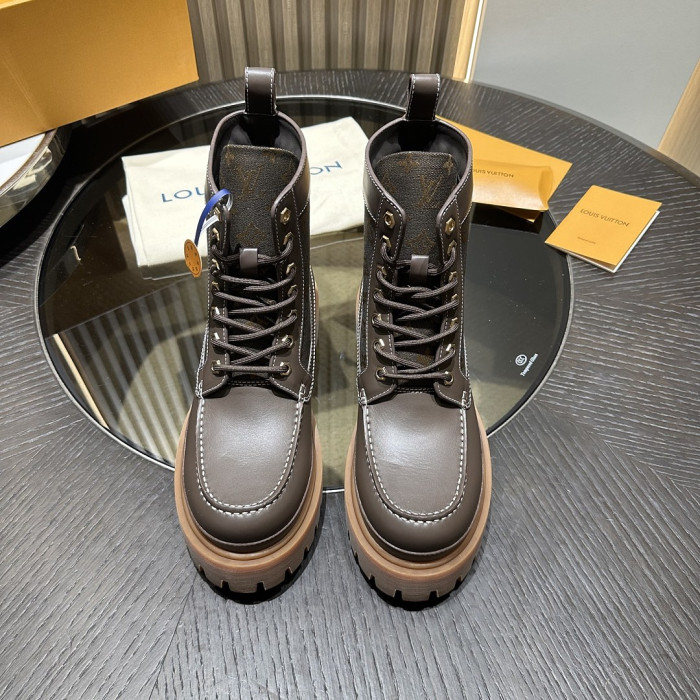 LVT BOOT COPSHOE L&V-BT21