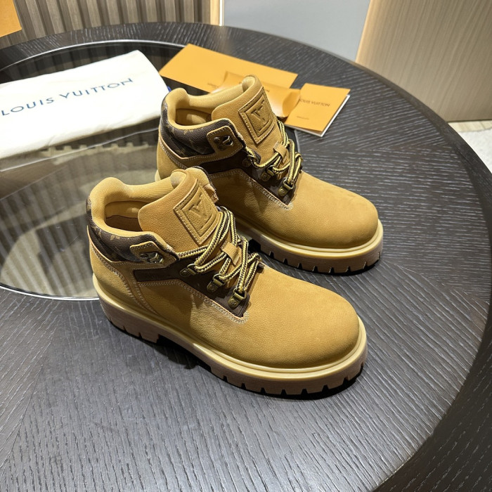 LVT BOOT COPSHOE L&V-BT24