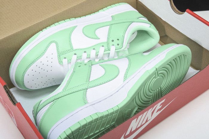 nike dunk low green glow - dd1503-105