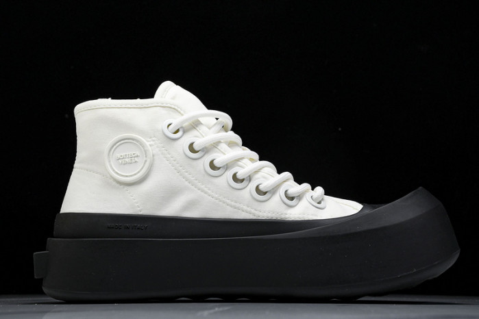 BOTTEGA VENETA SNEAKER COPSHPE BV-48