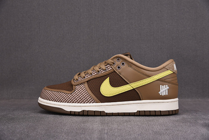 undefeated x dunk low sp