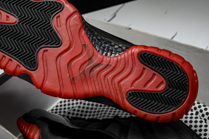 Air Jordan 11 378037-326