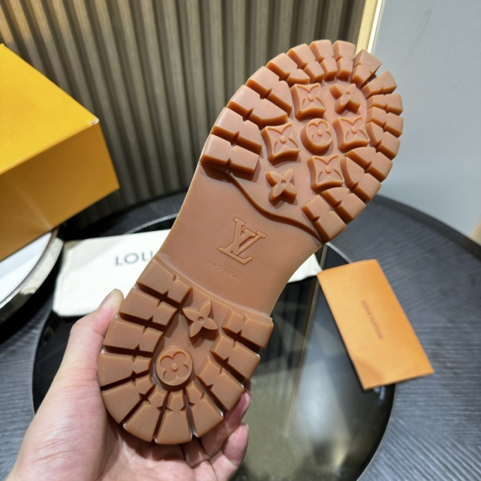 LVT BOOT COPSHOE L&V-BT03