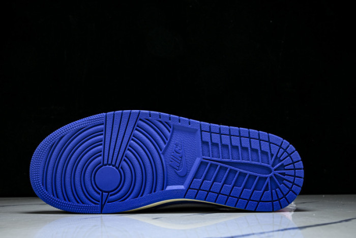 Travis Scott x Air Jordan DM7866-400