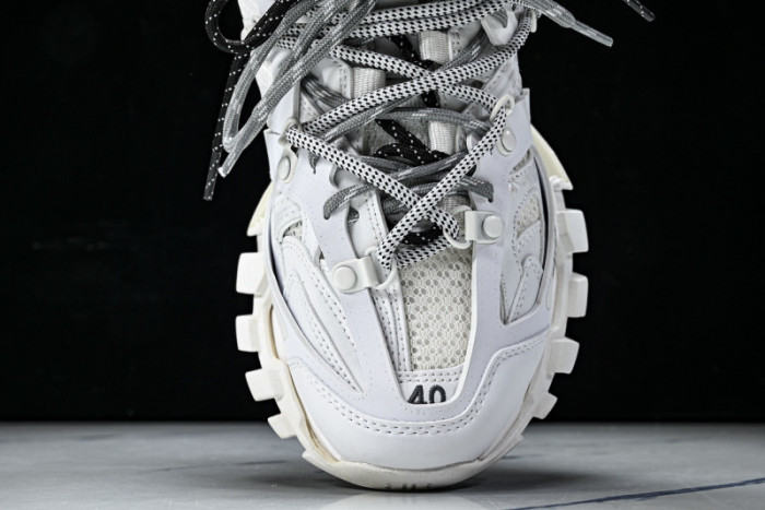 BL TRACK -COPSHOE BL -Track 06