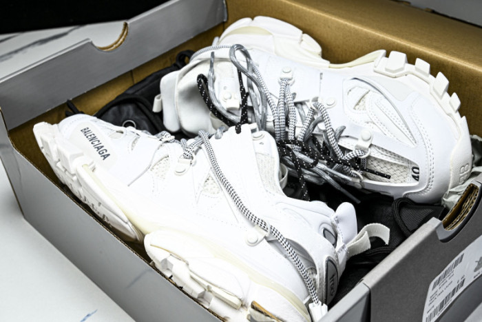 BL TRACK -COPSHOE BL -Track 06