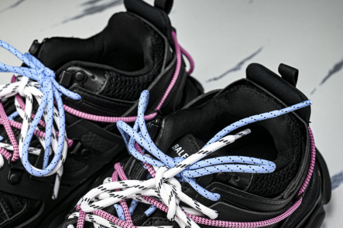 BL TRACK -COPSHOE BL -Track 07