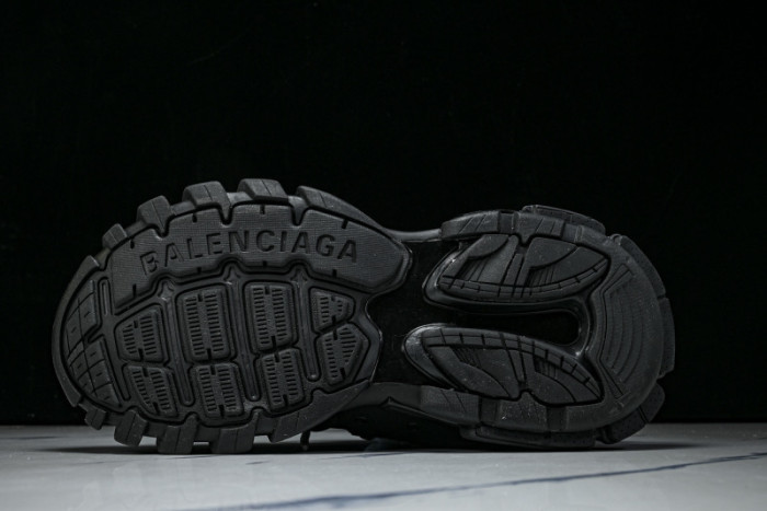 BL TRACK -COPSHOE BL -Track 07