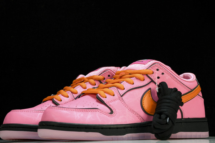 the powerpuff girls x dunk low pro sb qs
