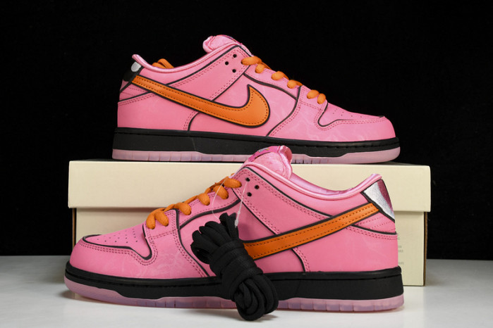 the powerpuff girls x dunk low pro sb qs