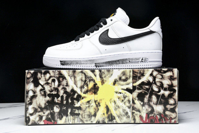 G-Dragon x Air Force 1