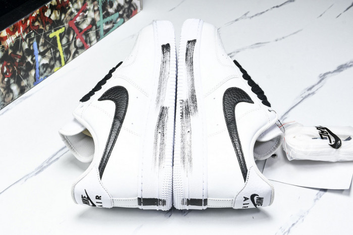 G-Dragon x Air Force 1