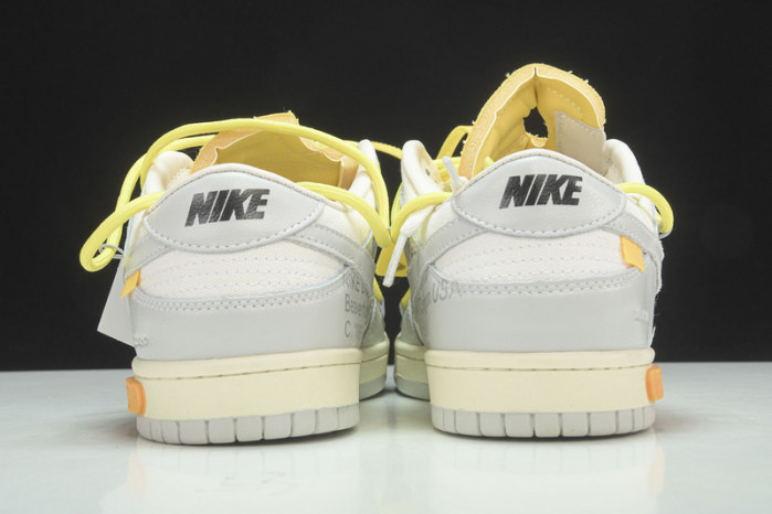 of x dunk low