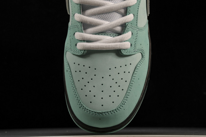 concepts x T*f*ny co. x nike sb dunk low bv1310-402