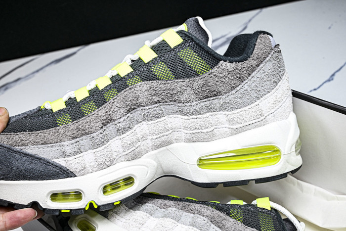 Nike Air Max 95 OG Reverse Gradient Neon - HM4738-001