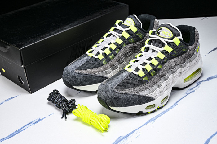 Nike Air Max 95 OG Reverse Gradient Neon - HM4738-001