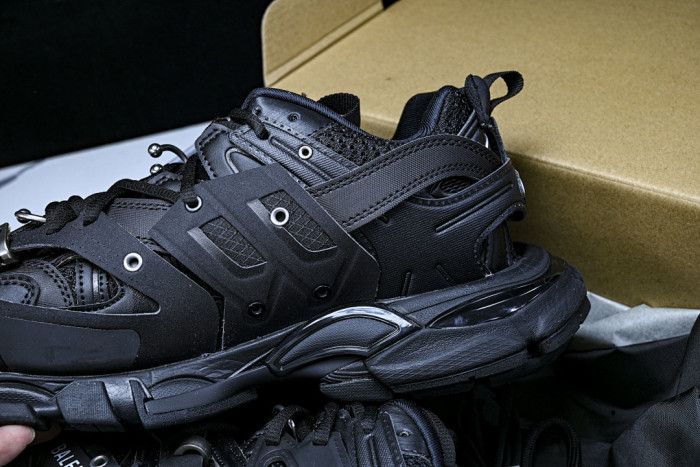 BL TRACK -COPSHOE BL -Track 08