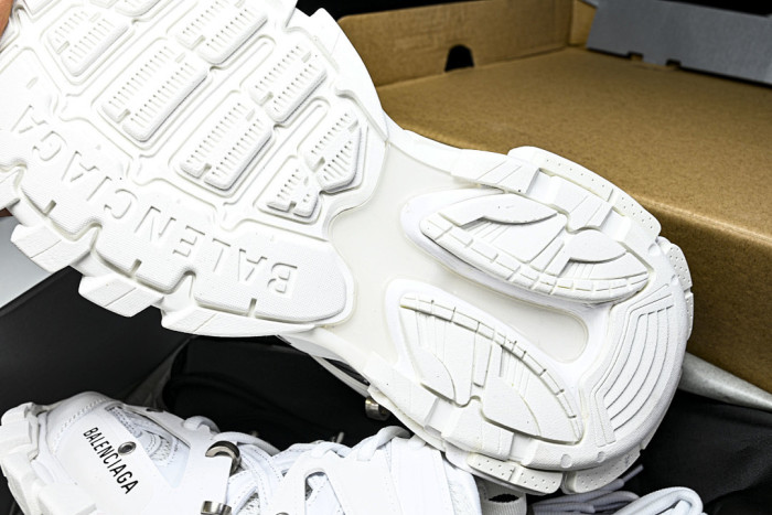 BL TRACK -COPSHOE BL -Track 09