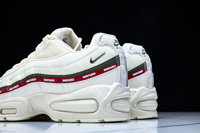 Nike Air Max 95 SP Undefeated Sail - IB4453-100