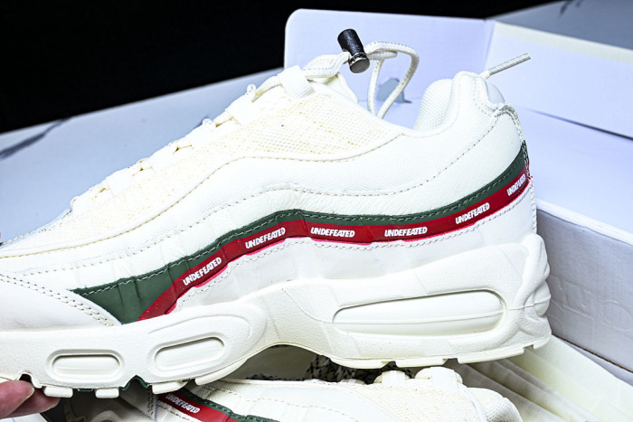 Nike Air Max 95 SP Undefeated Sail - IB4453-100