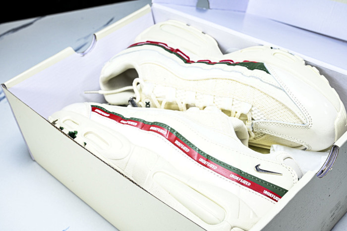 Nike Air Max 95 SP Undefeated Sail - IB4453-100