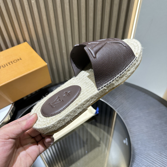 LVT SLIDE COPSHOE LVS-152