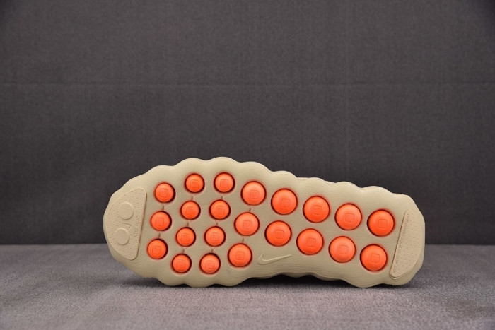 Nike Mind 002 