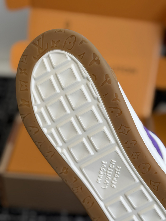 LVT Tilted Sneaker COPSHOE L&V-TI01