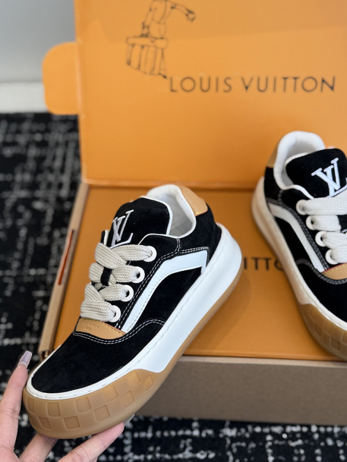 LVT Tilted Sneaker COPSHOE L&V-TI03