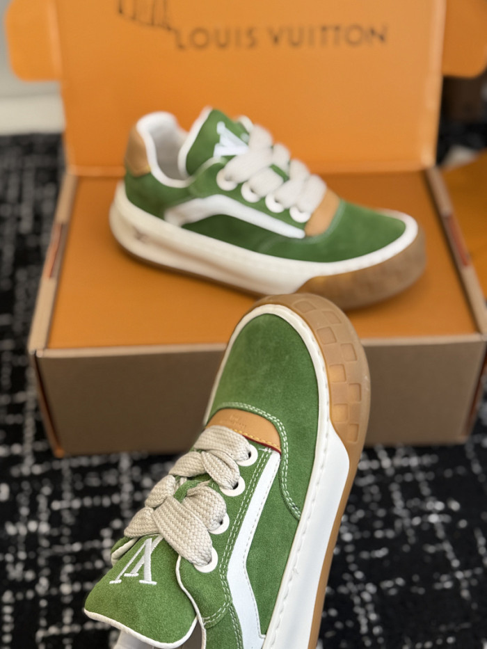 LVT Tilted Sneaker COPSHOE L&V-TI06