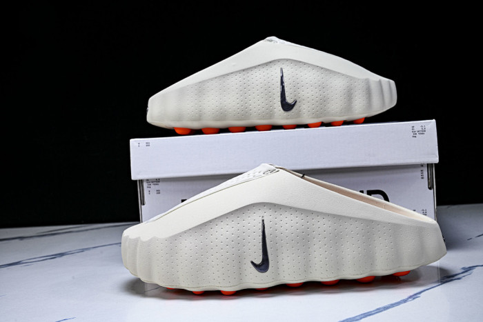 Nike Mind 001 