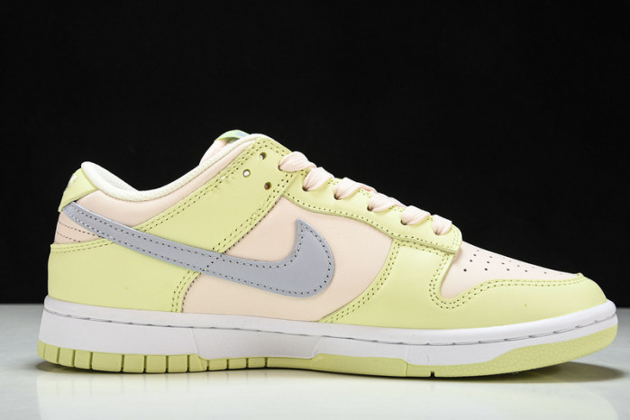 wmns dunk low